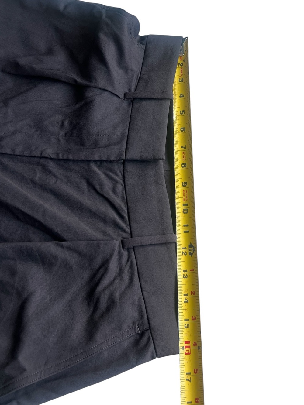 Lululemon Pleat-Front High-Rise Trouser
Regular Espresso Size 12 - Picture 10 of 15
